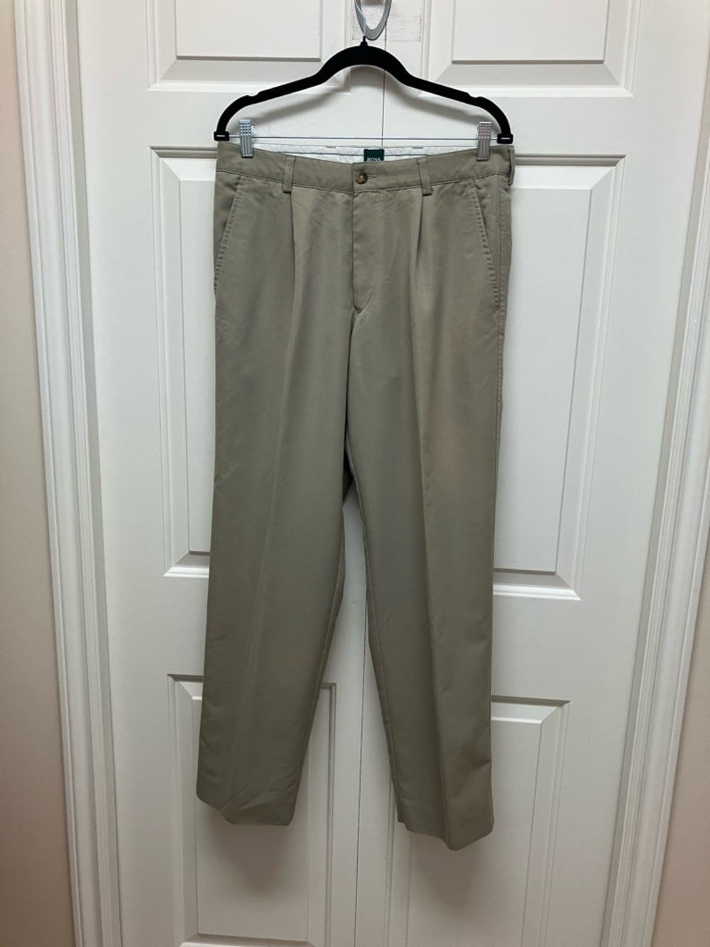Vintage Hugo Boss men’s “Walton” trouser pants, beige, 34” waist